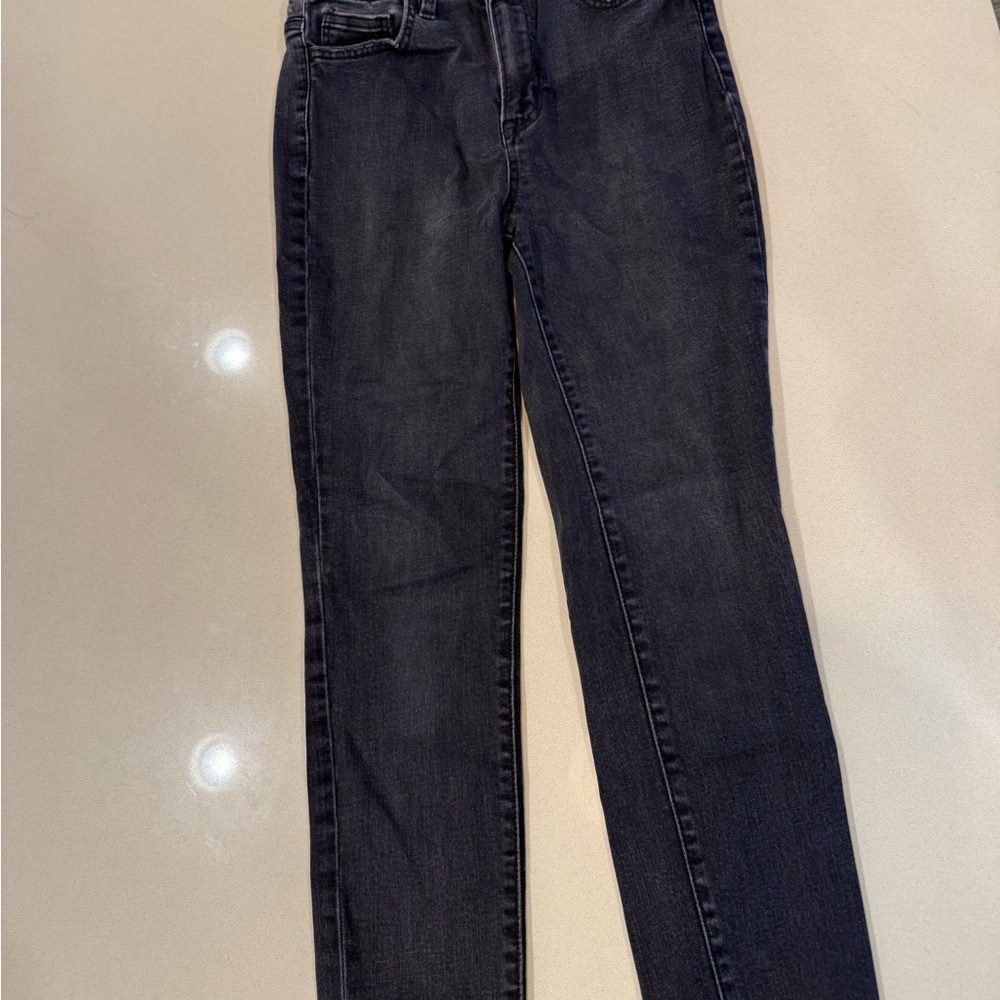 Elegant Black Skinny Jeans for Women